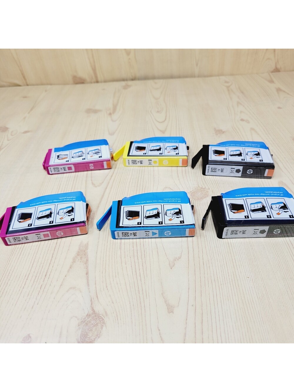 Lot of 6 HP 564 Ink (2 Black 2 Magenta 1 Cyan 1 Yellow) Warranty Expired